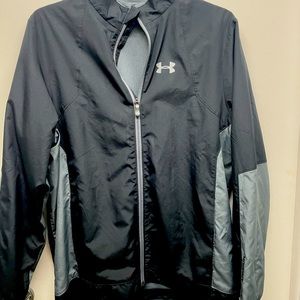Underarmor wind breaker